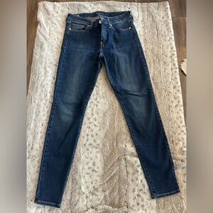Lucky Brand Ava super skinny jeans. Size 6/28.